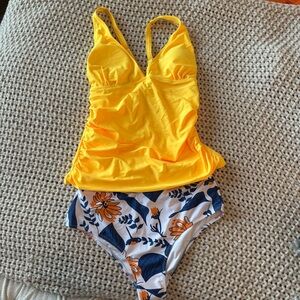 NWOT Yellow Floral Women's Swimsuit NEW NEVER WORN